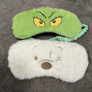 Set of Sleeping Eye Masks.